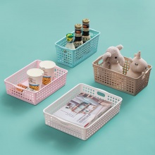 茶花（CHAHUA）收纳筐塑料收纳篮杂物橱柜衣柜收纳篮圆点内衣收纳筐  【2897】收纳筐M